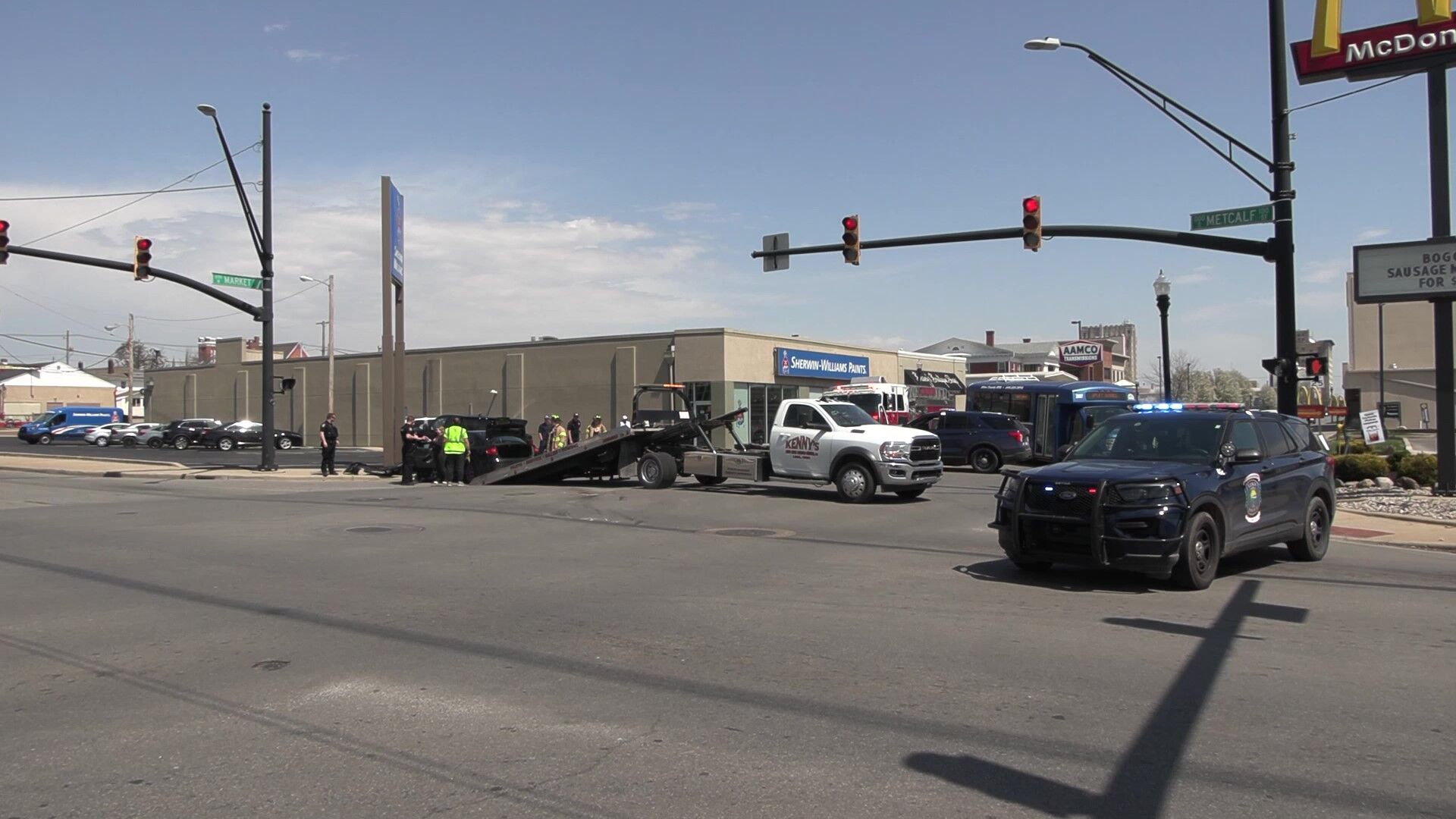 No major injuries in Lima intersection crash